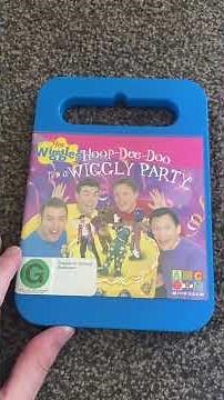 2 different versions of The Wiggles - Hoop Dee Doo! It’s a Wiggly Party