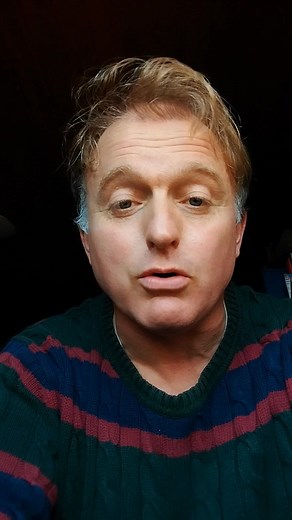 Victor Hugo pánk volt? | Lackfi János