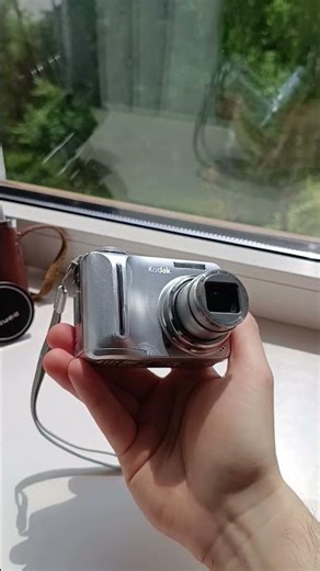 📸Kodak EasyShare C875 Silver 8.0MP Digital Camera Digicam Y2K CCD Compact 2000s Retro Vintage Review
