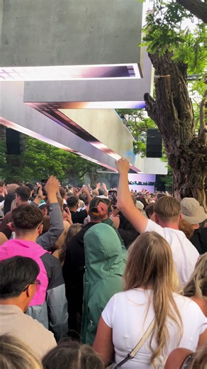 Epic Summer Rave Tunes to Energize Your Vibes