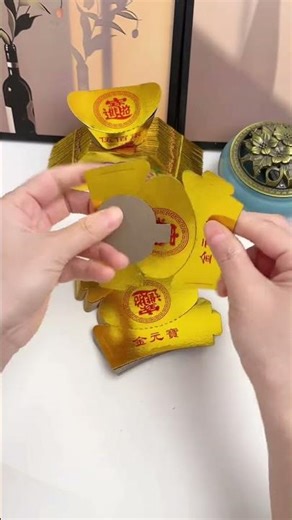 Transforming Paper into Art: Mastering Thicker Origami