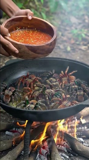 Wilderness Cooking Fried Tarantulas Alone – Primitive Life Hacks!