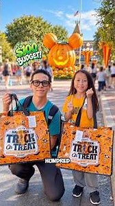 $100 Mystery BOO BAG Challenge at Disneyland! 🎃👻 #disneyhalloween #boobasket #disneyparks