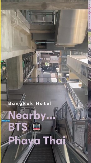 📍โรงแรม The Sukosol Hotel, Bangkok เดินทางสะดวกจากสนามบินสุวรรณภูมิ ต่อ รถไฟฟ้าแอร์พอร์ต เรล ลิงก์ 🚇 มายังสถานีพญาไท แล้วเดินมาที่โรงแรมได้เลยเพียงไม่ถึง 5 นาที . #thesukosolbangkok #bangkokhotel #thesukosol #โรงแรมกรุงเทพ #bangkok #BangkokHotelReview #รีวิวโรงแรมในกรุงเทพ #รีวิวที่พักกรุงเทพ #รีวิวโรงแรม #รีวิวที่พัก