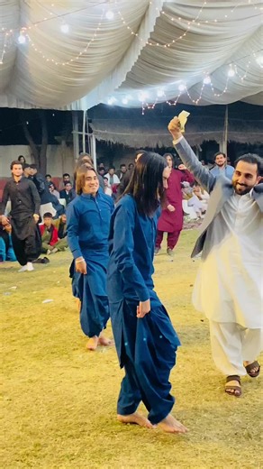 Learn Attan Dance Steps and Techniques