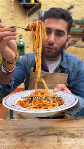 In Italy, lentils are eaten on New Year's Eve as they are considered a symbol of good fortune for the coming year 🍀 But I also love this comforting vegan dish all year round as it is a true feel-good recipe that’s both delicious and very good for you. It’s a great way to introduce more legumes into your diet and lentils are so nutritional, packed with plant-based protein, fibre, iron and minerals! I usually soak the lentils the night before or for at least 3-4 hours prior to cooking. It’s not n