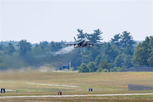 How reducing the US military budget would also reduce emissions