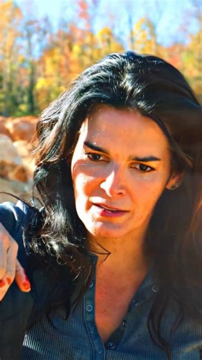 MagicOfMovies | Her Mom Took Revenge 😱 #🎂要怎麼不經意的讓另一半看到這篇文👀儀式感滿滿🈵🔜蛋糕小熊蠟燭旋轉禮盒🕯️嘿～閉上眼睛～許個願吧✨希望你的願望會實現（偷偷按下機關）有我幫你準備的小驚喜唷⚠️商品是蛋糕小熊機關盒 沒有附戒指💍禮物要自己準備唷流行周邊好物推薦搜尋... | Instagram