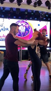 77K views · 1.1K reactions | Igor y Rocio , Joan y Mery Israeli Salsa & Bachata Congress. Hazte Fan de:@bachataspain Contacto: IgoryRocío Bachata Joan y Mery Bailame Dance Canción: Grupo Extra " A travès del vaso” | Bachata Spain | Facebook