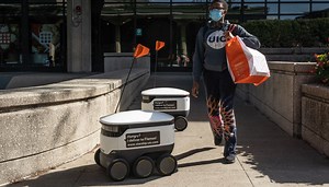 Can UIC’s food delivery robots survive a Chicago winter?