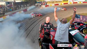 🇺🇸 Jeff Jones Racing and Kyle Mohan Racing had the honor of taking 2 blind US Marine Veterans for a ride-a-long at Rockford Speedway thanks to the Oscar Mike Foundation. It's safe to say they had an awesome ride! #MakeYourMark | Drink doc