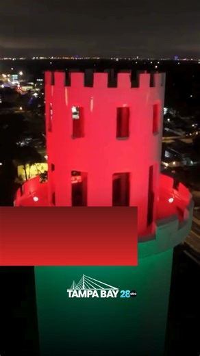 Drone video from Tampa Bay 28 photojournalist Jeremy Bias of holiday lights around the Tampa Bay area. | Tampa Bay 28 - WFTS