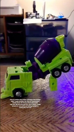 Transformers Studio Series 86 Constructicon Mixmaster
