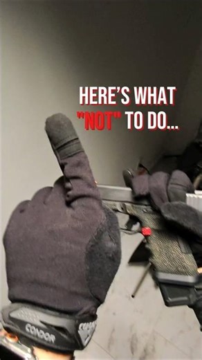 How to properly one hand reload ￼￼#pewpew #airsoft #2astrong #pewpewlife #warzone #edc