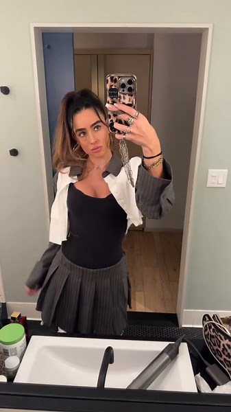 Sommer Ray (@sommerray)’s video of Sommer Ray