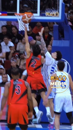 Nailusot parin ni Don! 🏀💨 #FINALS 🔴 LIVE ON: PBA Rush, RPTV ch9, Pilipinas Live & One Sports YouTube! ➡️ Tickets available here: https://www.ticketnet.com.ph/ #PBA50 #PhilCup #PBA50LID | PBA