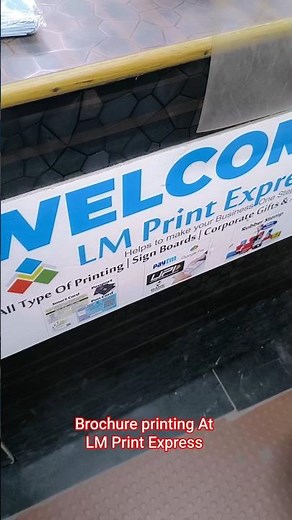 Brochure printing At LM Print Express