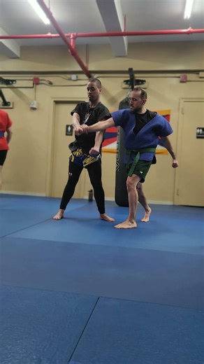 Kung Fu classes in Midtown Manhattan NYC 10001 #kungfu #chinesemartialarts #shuaijiao #martialarts