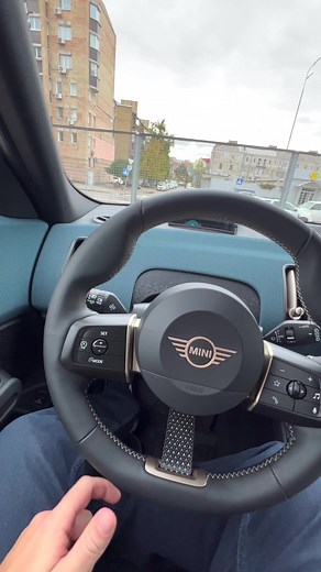 Mini Cooper Countryman 2025: Stylish Adventure Awaits