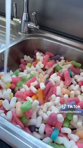 Biodegradable Packing Peanuts: Eco-Friendly Solution for Sustainable Packaging