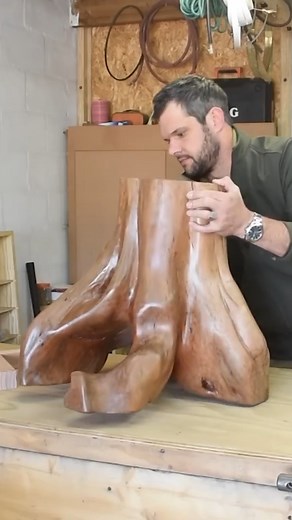 Turning a STUMP Into a Table #woodworkingtips #woodworkingideas #workshops #stump | Woodwork Junkie