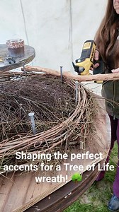 1M views · 4.5K reactions | Shaping the perfect accents for a Tree of Life wreath!  #wreath #uniquedesign #nature #crafts #facebookreelsviral #facebookreel | The Grapevine Lady | Facebook