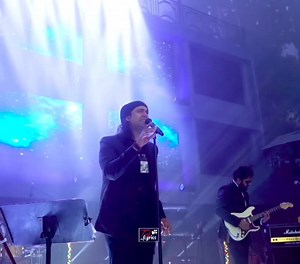 1.4M views · 122K reactions | - Best Performance [ Taaron Ke Shehar ] ❤️鹿 - Jubin Nautiyal Magical Voice  | ꜰᴇᴇʟ ʟ ʏ ʀ ɪ ᴄ ꜱ | Facebook