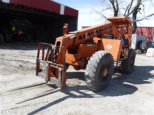 Lull 844TT-34 Highlander II Telehandler | Construction