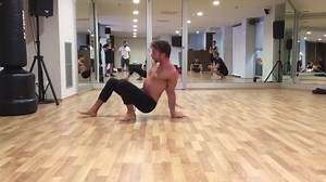 Kingdom Flow by Animal Flow the best integration beetween Yoga, Calisthenics, Martial arts www.tankama.com | Zoé Animal Yoga ⊙