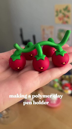 made a pen holder for @Mafora !! :D #polymerclay #polymerclayartist #handmade #clay #clayart