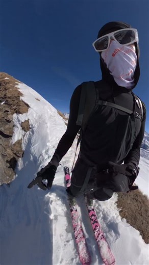 How I read the Aiguille Croche before every jump ⚡ Segmenting your line before dropping in is crucial to big mountain skiing - and even more critical for ski BASE jumping 🏔️ Breaking down the descent into sections helps with: * Effort management, * Level of engagement, * Knowing when to hold back and when to push, * Most importantly - not getting lost in the face (which would be deadly)✨ Each segment requires different skills, different decisions, and different consequences. Respecting the sequ