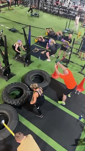 Dynamic Fitness Activities in a Gym Setting