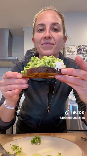 Delicious Cucumber Toast Recipe with Cottage Cheese and Avocado