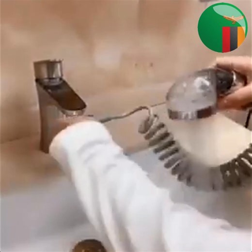 Transform your shower experience with the High Pressure Filtered Shower Head! ✔️ Powerful high-pressure water flow for a spa-like shower ‍♀️ ✔️ Built-in filter removes chlorine and heavy metals 林 ✔️ Convenient extendable hose for flexibility and comfort 識 Clean, soothing, and efficient – the ultimate shower upgrade!  | Top Trends | Facebook