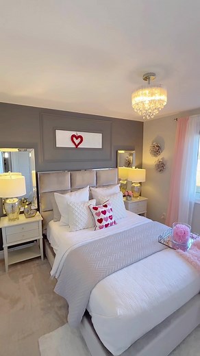 You can Random restick like that … #africanmom #clean #momsoftiktok #cleaningtips #restock #organização #cleaninghack #refill