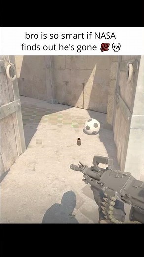 Kevin McAllister plays CS 😂😂 #cs2