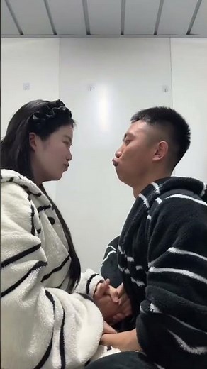 Discover the Latest Trending Kissing Technique - Challenge It Now