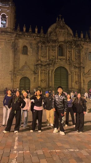 En la plaza de armas de Cusco 🥰🫂 #fyp #cusco | Cusco Peru