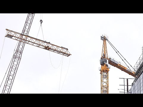 Disassembly of a tower crane, as seen from below - We bid farewell to tower crane #2