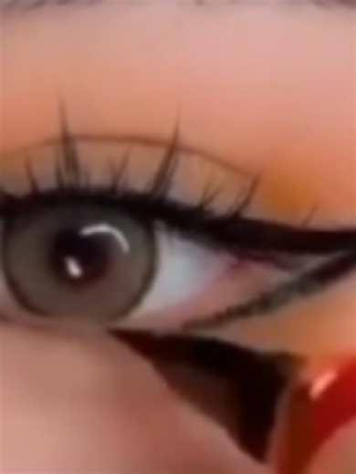 Exploring the LIVE Incentive Program and Debut Benefits