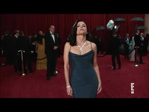 Julia Louis Dreyfus 2020 Oscars Glambot slow-motion camera