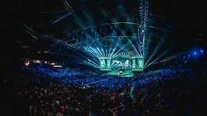 How will the CS2 pro scene be affected when Valve unchains Counter-Strike from team and tournament partnerships in 2025