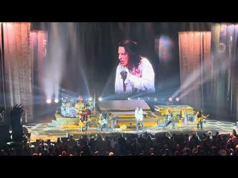 Alice Cooper - Smells Like Teen Spirit (Nirvana cover) LIVE @ Cedar Rapids, Iowa ~ April 18, 2026