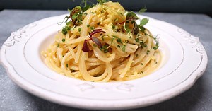 Spaghetti with lemon and chives: Get the recipe here!