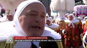 Drame de Strépy-Bracquegnies : une semaine après, de La Louvière à Tilff, le carnaval reprend ses droits - RTBF Actus