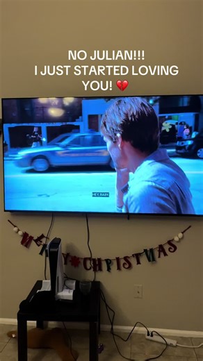 I AM SO CONFLICTED ON HOW TO FEEL ABOUT HIM NOW. I understand mistakes happen. But how can you forget your kid in the backseat?! #onetreehill #julianbaker #brookedavis