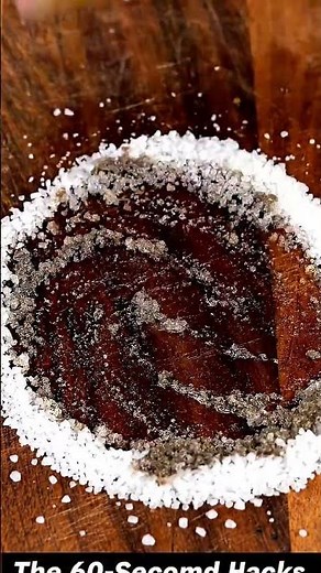 Clean Your Cutting Board Instantly 🍋 Salt + Lemon Hack