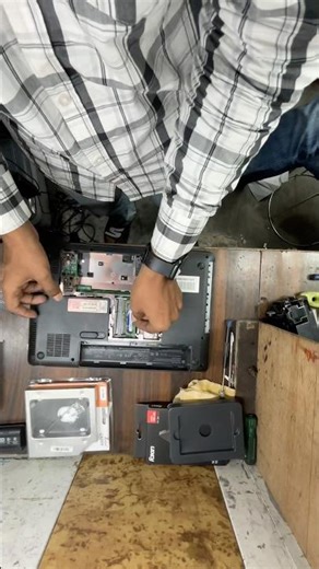 Hang problem solved🤩💻… #computer #laptopbattery #trending #viral #share