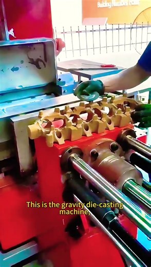 Cylinder head aluminum gravity casting machine#gravitycastingmachine#diecastingmachine #machine