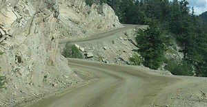 Heckman Pass: grades of 18%, no guardrails and sheer drop-offs